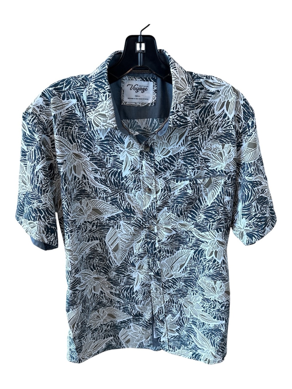 Voyage Men’s Short-Sleeve Tropical Print Button-Down Shirt - Navy & White